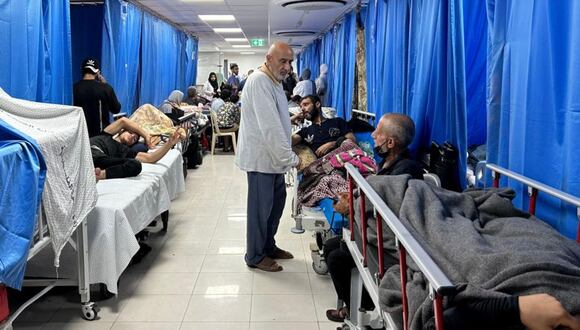 Pacientes y refugiados en el hospital de Al-Shifa este viernes 10 de noviembre. (Getty Images).