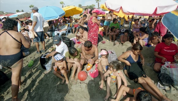 Recorrido por la playa Agua Dulce, en Chorrillos. FOTO: RICHARD HIRANO/ EL COMERCIO