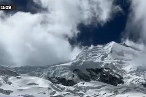 Las labores de búsqueda siguieron a través del uso de drones por el equipo de voluntarios en el Huascarán. (RPP)