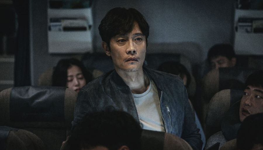 Jae-hyuk en una escena de "Emergencia en el aire".