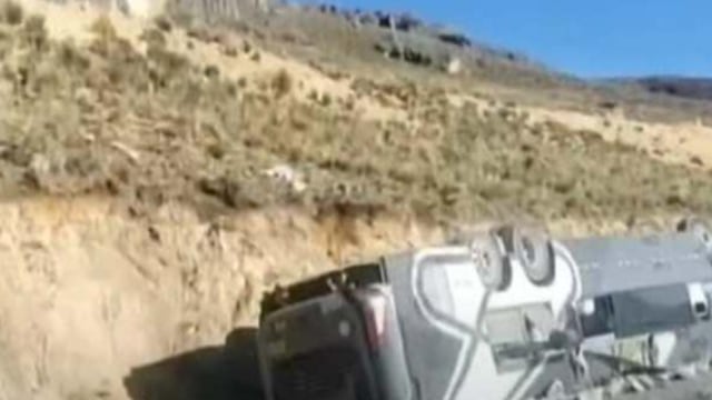 Ayacucho: volcadura de bus deja 14 pasajeros muertos y 19 heridos | VIDEO 