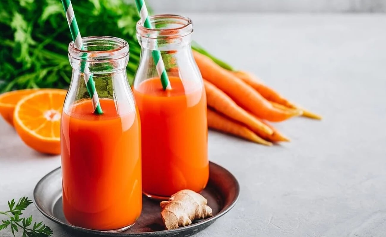 Esto te podría ocurrir si tomas jugo de zanahoria todos los días