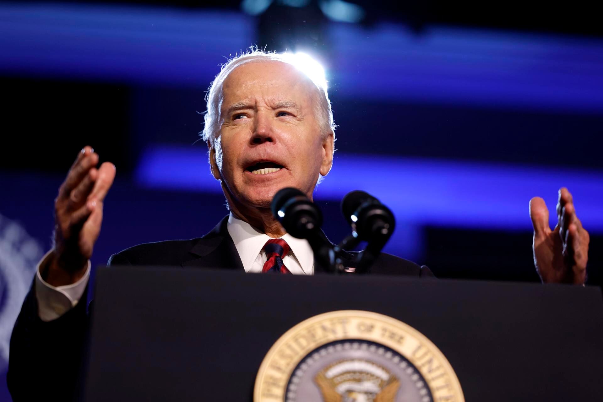 El presidente estadounidense Joe Biden habla en la conferencia United Auto Workers (UAW) en Washington, DC, EE.UU., el 24 de enero de 2024. EFE/EPA/Ting Shen