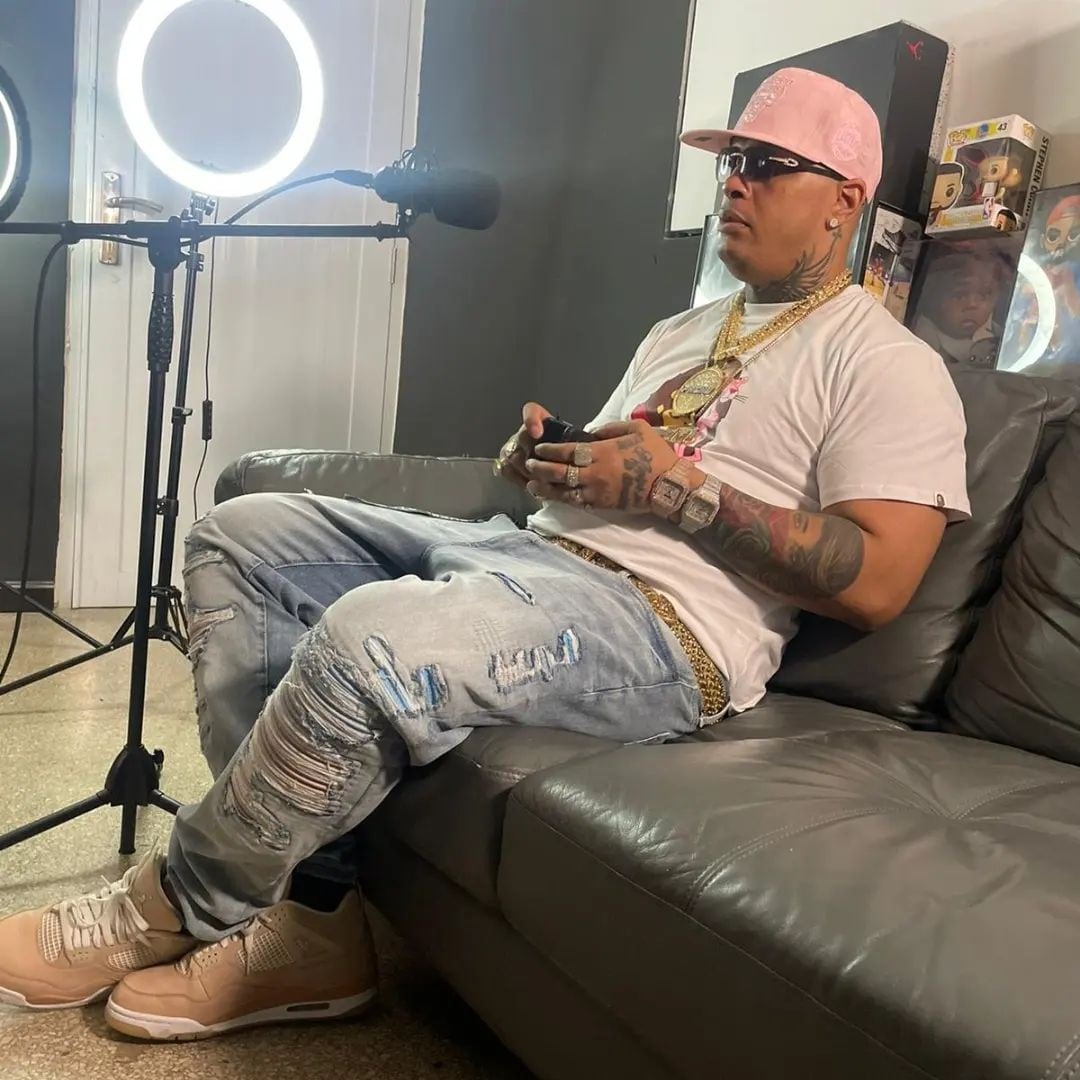 Neftalí Álvarez Núñez fue asesinado a tiros el jueves 1 de junio del 2023 en un centro comercial de Bayamón (Foto: Pacho El Antifeka/ Instagram)