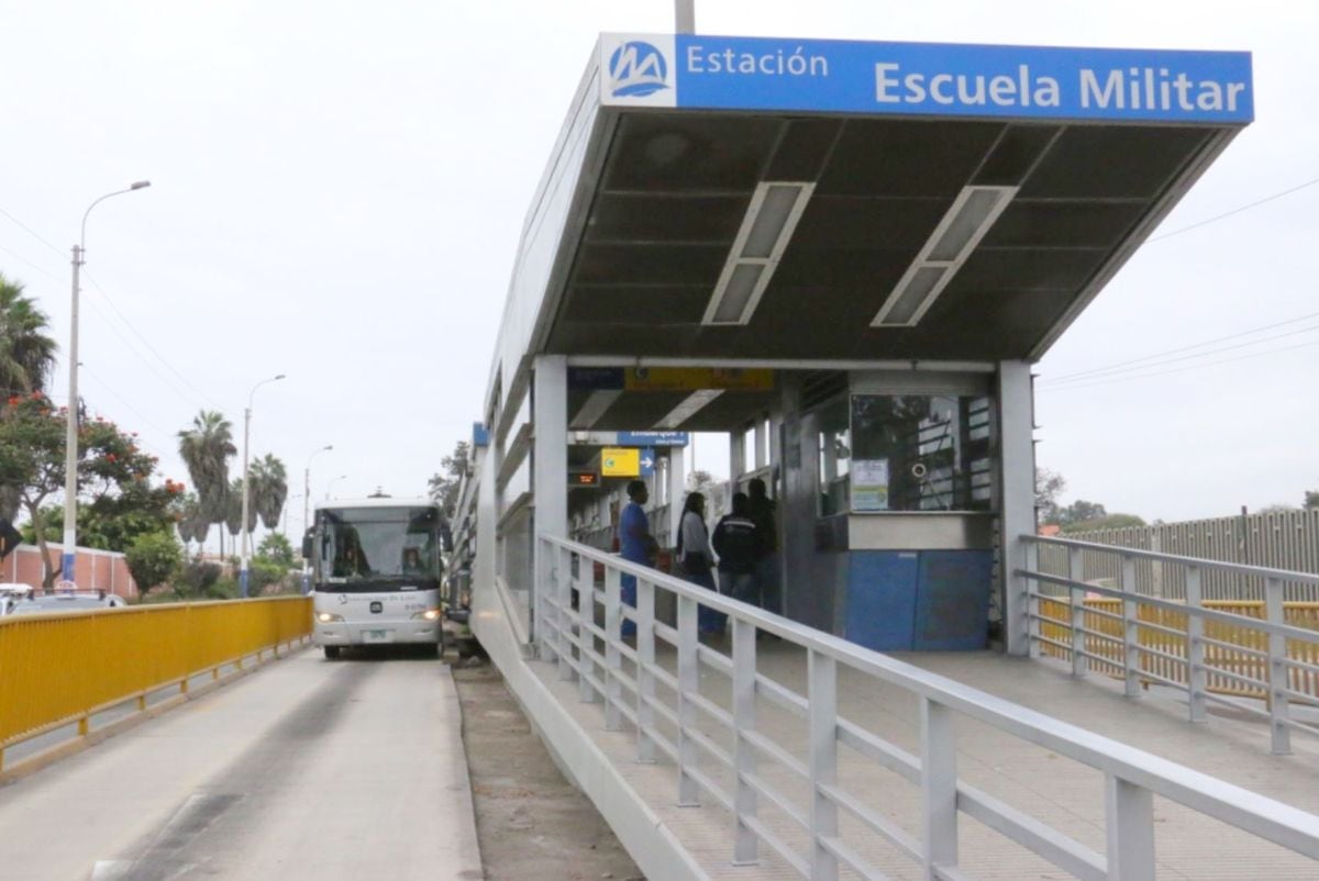 La ATU precisó que no se registraron pasajeros heridos durante el incidente. Foto: Andina