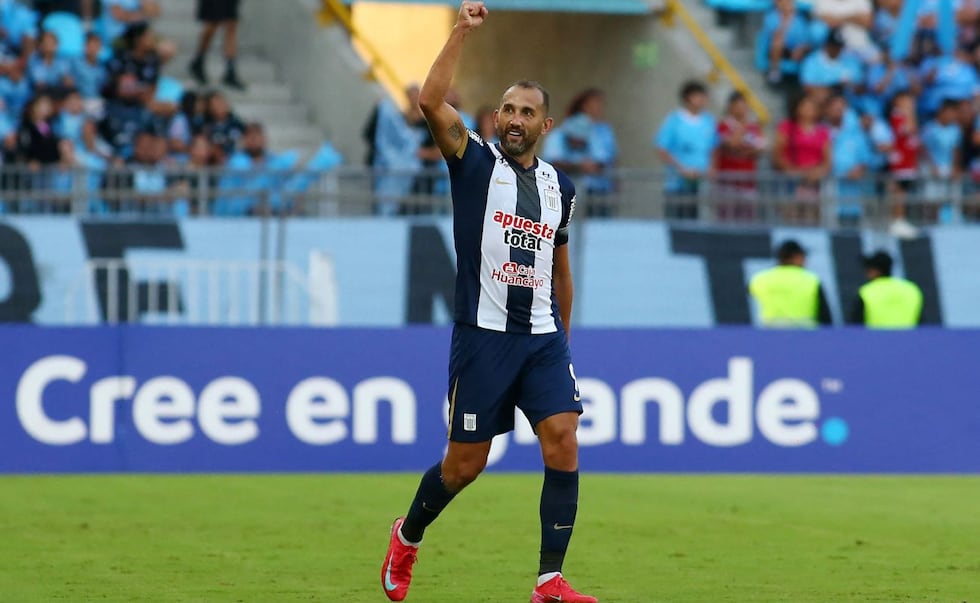 Hernán Barcos es el actual goleador de la Copa Libertadores 2025 con 4 goles anotados. (Foto: AFP)