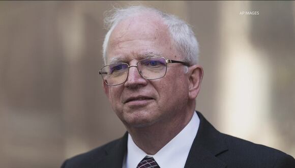 Scott Hall y John Eastman se entregaron a la Oficina del Sheriff del condado de Fulton el martes por la mañana, según los registros de la cárcel. (Foto: AP)