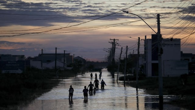 Brasil: muertos en el sur suman 116 y el Gobierno alerta de más lluvias el fin de semana 