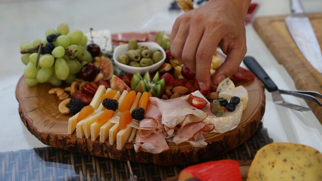 Acompaña tu celebración de Fiestas Patrias con estas ideas de piqueos