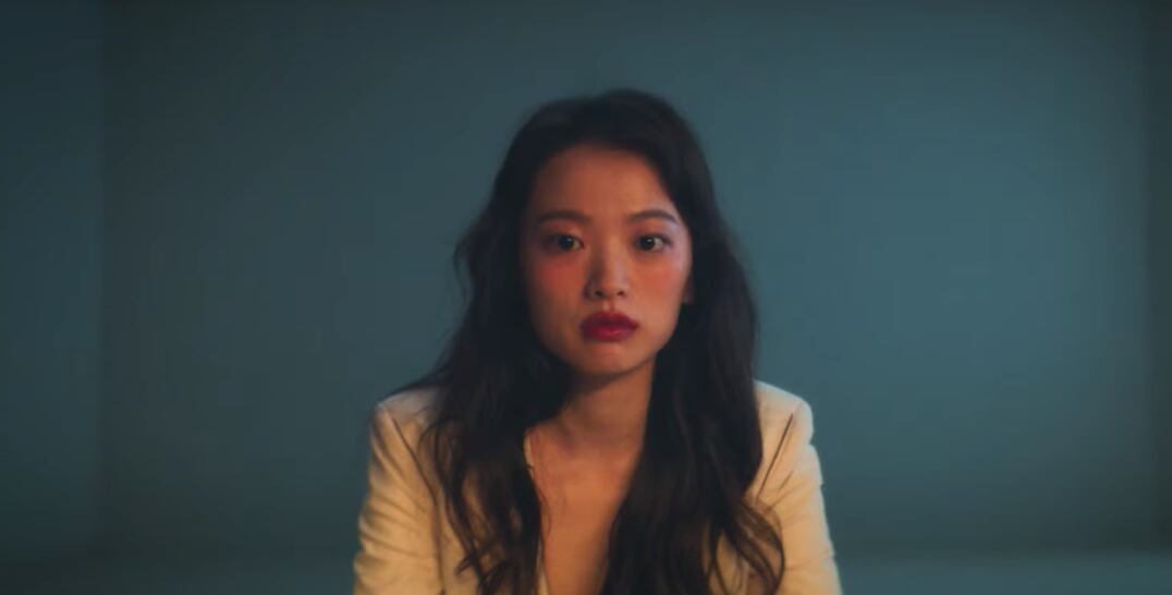 Chun Woo-hee como Se Ra, una de las participantes del reality dentro de "The 8 Show" (Foto: Studio N)