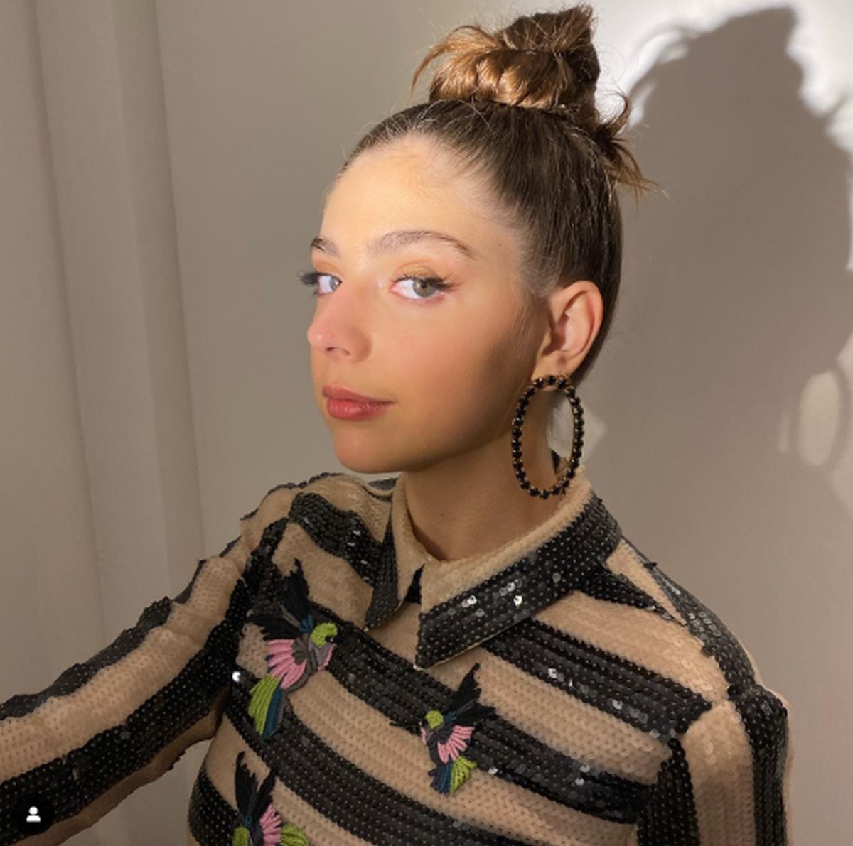 Una de las cosas que el gusta es tomarse fotografías, ya sea en su casa o en algún lugar que visita (Foto: Carmen Arrufat / Instagram)