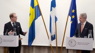 Finlandia reafirma el objetivo de entrar en la OTAN junto a Suecia