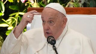 El Papa denuncia desde Indonesia “que hay familias que prefieren tener un perro a un hijo”