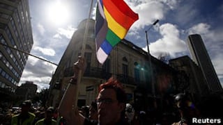 El hombre que evitó la unión civil gay en Colombia