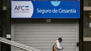 ¿Te encuentras sin trabajo? Conoce los bonos y beneficios que pueden recibir los chilenos en condición de cesantes este 2025