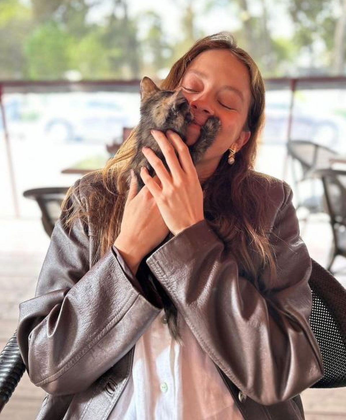 A ella le encantan los gatos (Foto: Ana Valeria Becerril / Instagram)