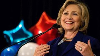 Hillary Clinton contrata a ejecutiva de Google para su campaña