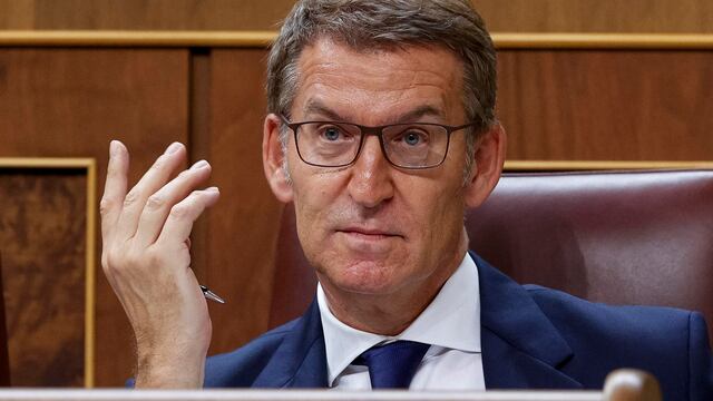 El líder conservador Alberto Núñez Feijóo pierde la primera votación para ser presidente del Gobierno en España