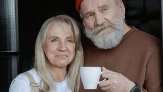 El pago máximo de la SSI para las personas casadas y los límites de ingresos que deben cumplir