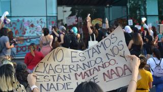 Mujeres marchan en Nueva León pidiendo justicia por caso Debanhi y desaparecidas