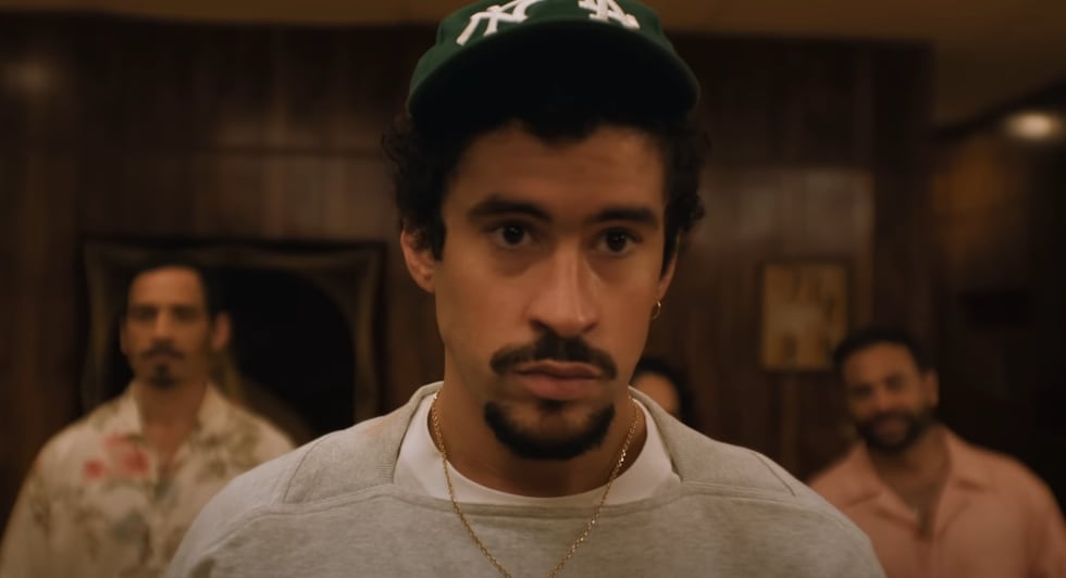 Bad Bunny estrena videoclip de “Baile inolvidable”, éxito de su nuevo álbum “DTMF” | Foto: YouTube (@BadBunny - Captura)