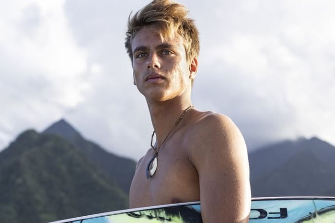 Quién es Kauli Vaast, el rival de Alonso Correa en las semifinales de surf de los Juegos Olímpicos 2024. (Foto: Instagram)