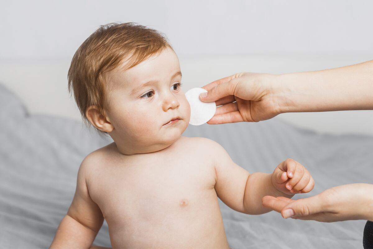 "Muchas veces no existe un correcto lavado de manos luego de manipular las deposiciones de un niño con rotavirus”, comentó el especialista.