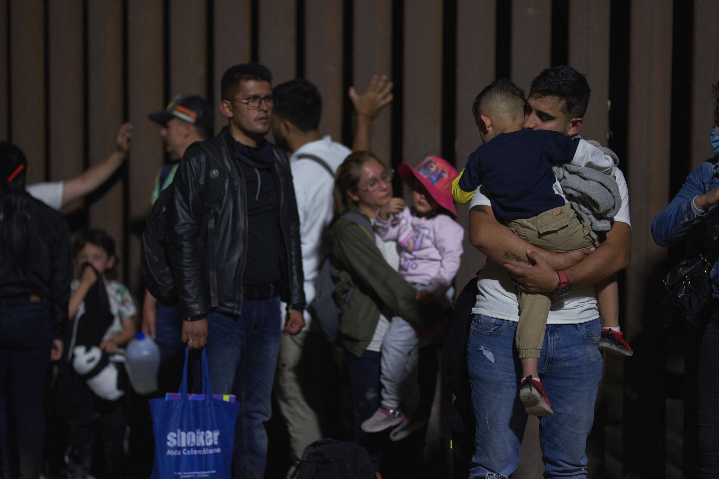 Los hijos de inmigrantes no podrán obtener la ciudadanía por el solo de haber nacido en suelo estadounidense (Foto: AFP)
