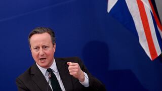 Cameron visita Malvinas y espera que el territorio quiera ser británico “para siempre”