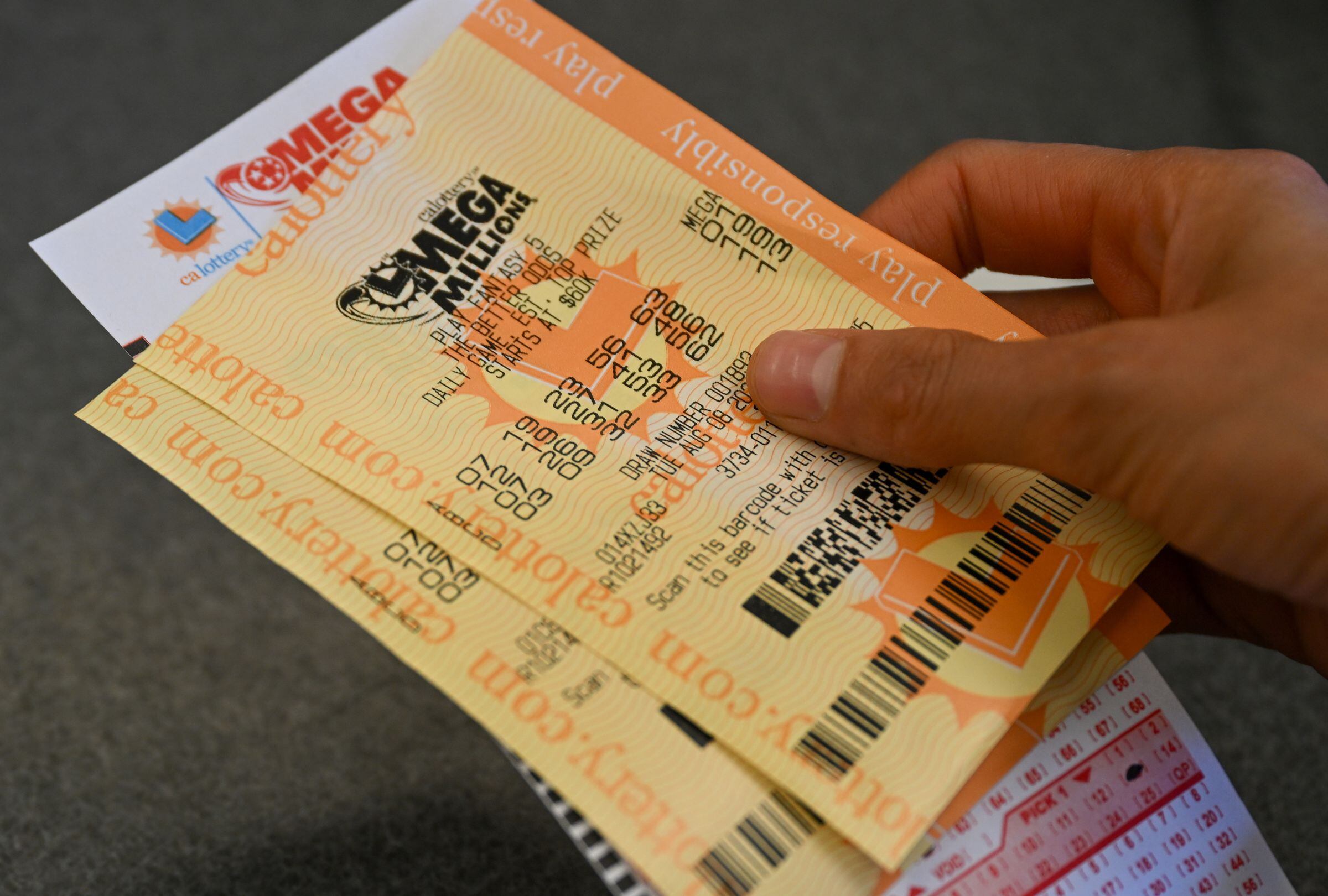 Descubre en esta nota cuál es el gran premio estimado en el Mega Millions para este martes 24 de junio. (Foto: Tayfun Coskun / Anadolu Agency vía Getty Images)