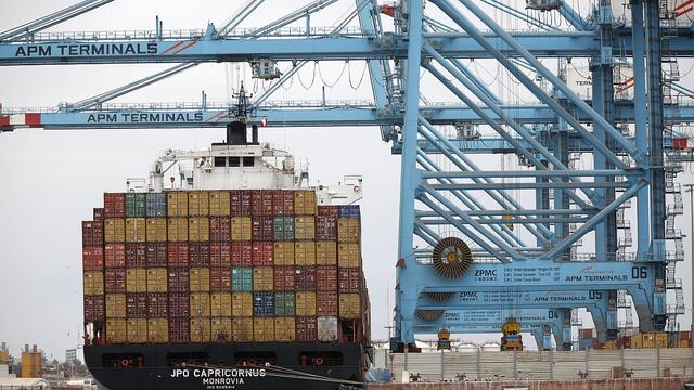 Exportaciones habrían crecido 96% en abril, cerca a niveles prepandemia
