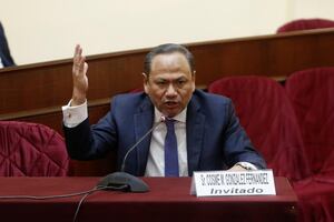 Mariano González renuncia al partido Salvemos al Perú y a su candidatura al Senado