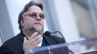 Guillermo del Toro pide justicia ante muerte de joven arrestado por no usar mascarillas