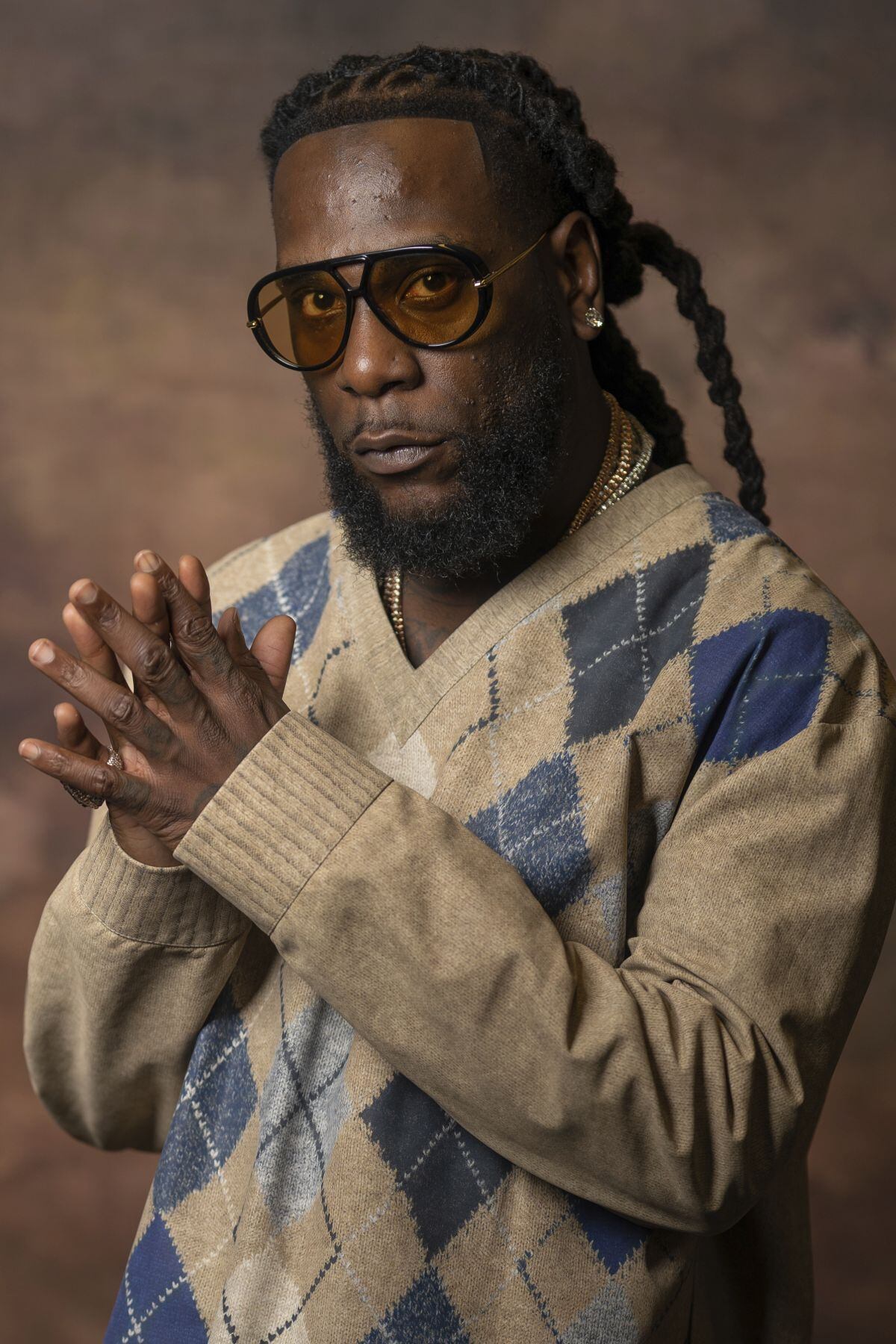 Burna Boy posa para un retrato el jueves 8 de mayo de 2025, en Nueva York. (Foto AP/Gary Gerard Hamilton)
