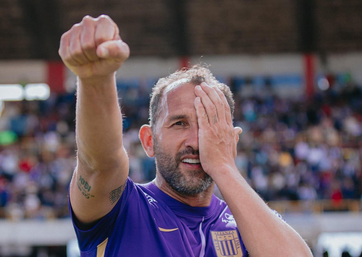 El veterano delantero blanquiazul también destacó el trabajo de Néstor Gorosito esta temporada, quien confesó que seguirá al mando del plantel en 2026.