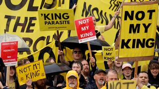 “¡Abajo la corona!”, gritan los manifestantes antimonárquicos en Londres