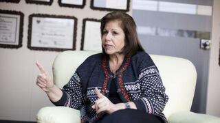 Lourdes Flores presenta amparo contra el JNE por elecciones