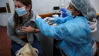 Uruguay comienza a aplicar tercera dosis de la vacuna contra el coronavirus