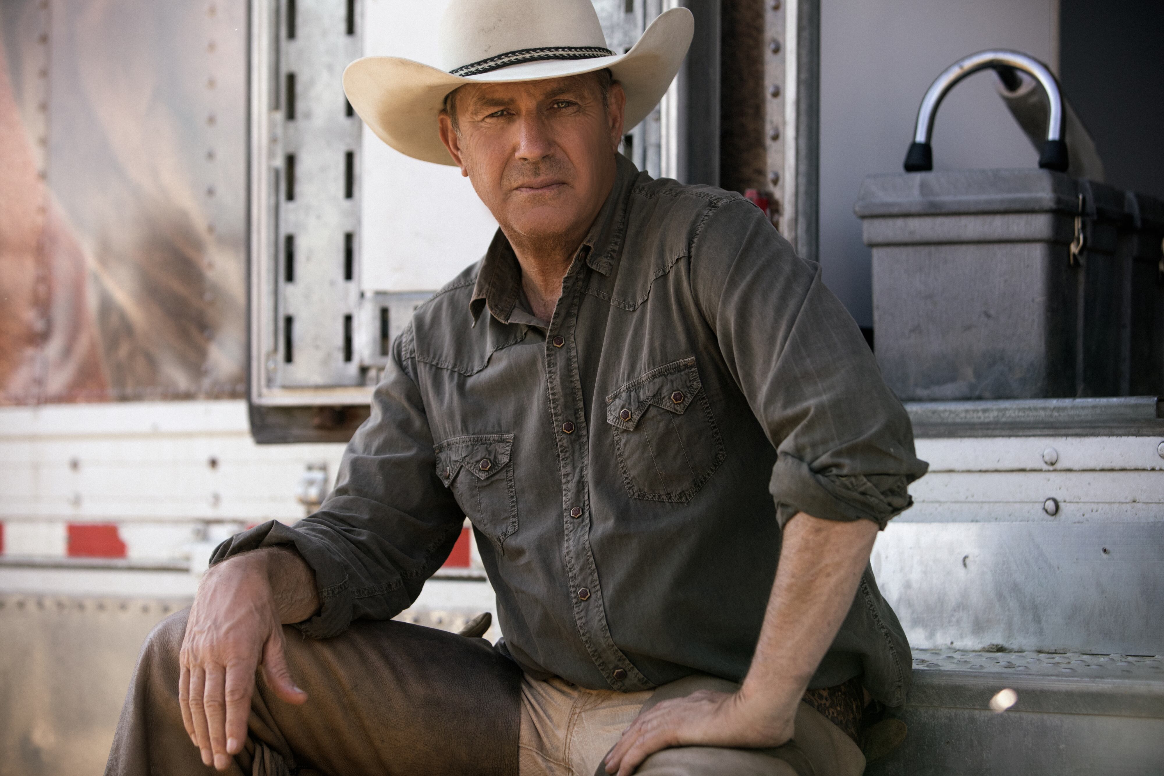 Conocimos al personaje de Kevin Costner como el patriarca viudo de la sexta generación de la familia Dutton, propietario y administrador del Yellowstone Dutton Ranch, el mayor rancho contiguo de Estados Unidos (Foto: Paramount)