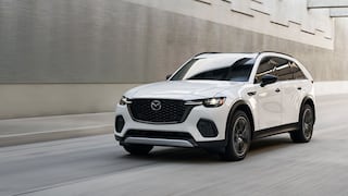 Este es el nuevo Mazda CX-70, un SUV que llega con una motorización híbrida y un espíritu deportivo