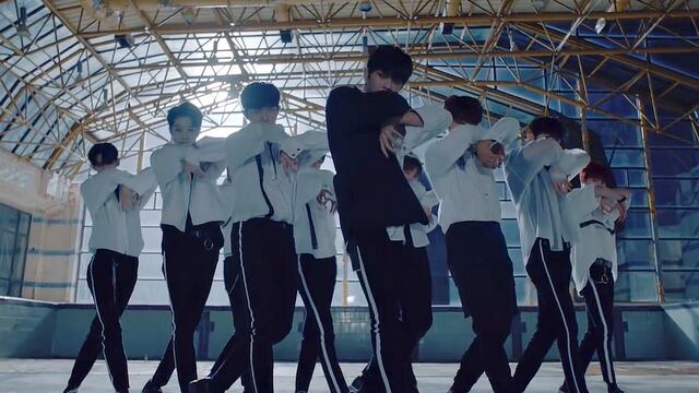 Wanna One estrena video y arranca su última gira mundial |VIDEO