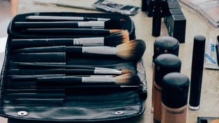 Cuáles son las sustancias nocivas que se deben evitar en los productos de maquillaje y belleza