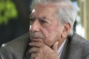 El Perú según Vargas Llosa: ¿Cómo es el país caótico y fragmentado que retrató el gigante de las letras en seis décadas de ficción?