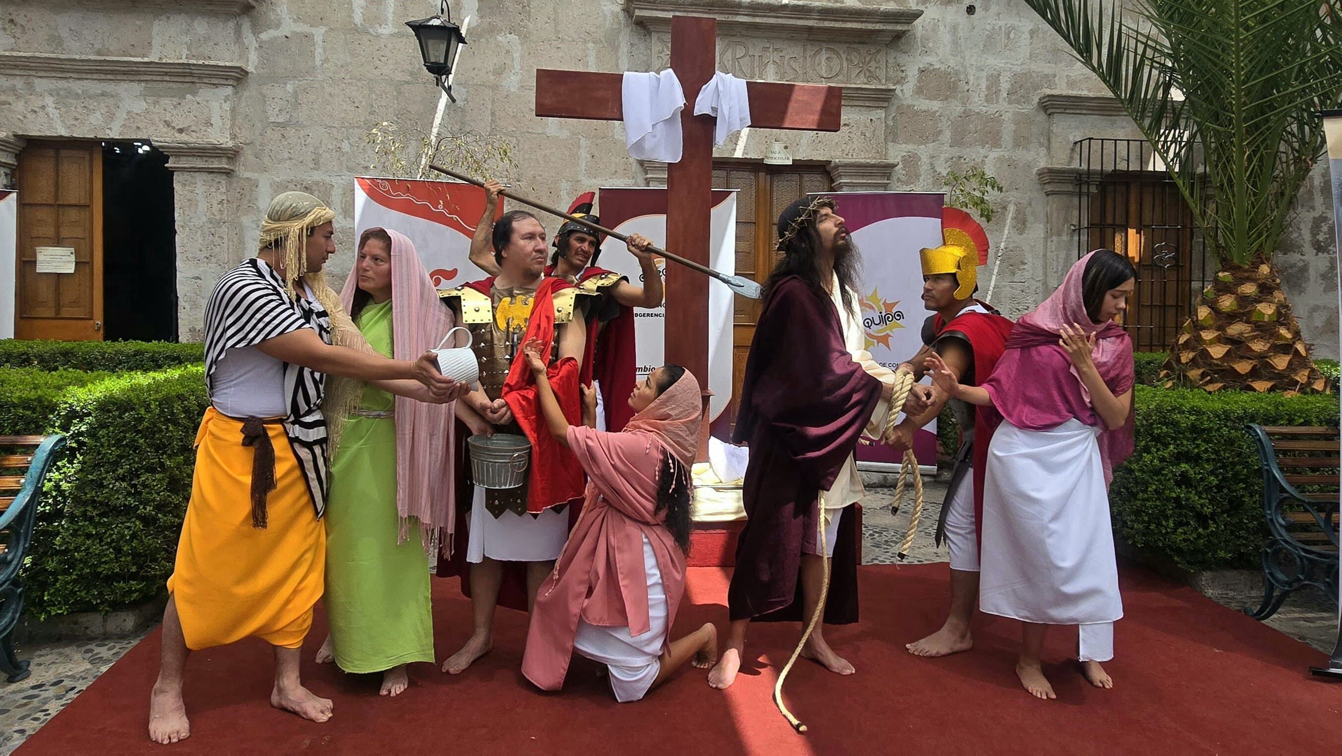 Actores en escena de Vía Crucis en Arequipa. Foto: GEC