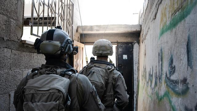 Gobierno gazatí asegura que más de 400 personas han muerto en operación militar en el Hospital al Shifa