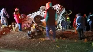 Arequipa: al menos cinco fallecidos y más de 30 heridos deja accidente de tránsito