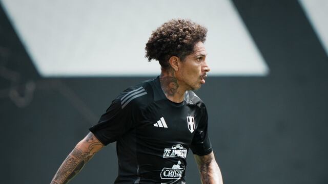 Paolo Guerrero, con 41 años, fue convocado por Óscar Ibáñez. (Foto: Agencias)