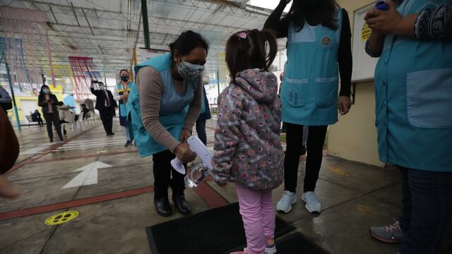 Minedu informa que no se han presentado casos de coronavirus dentro de los 6.873 colegios que han reabierto