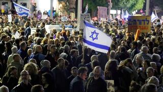 Miles de israelíes se manifiestan en Tel Aviv contra la corrupción