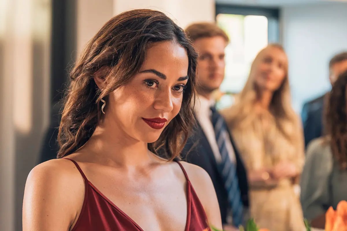 Sus Wilkins como Xenia en "Loving Adults" (Foto: Netflix)